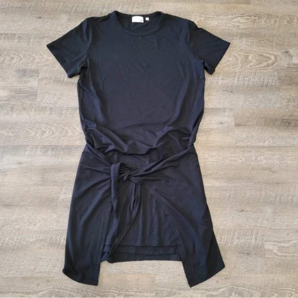 Aritzia tshirt mini dress black extra small wrap stretchy